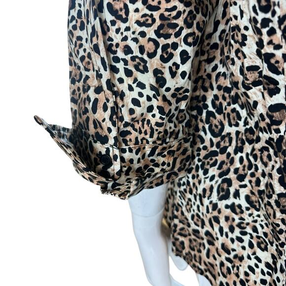 Harve Benard Leopard Print Button Front Top 2X - Picture 5 of 8